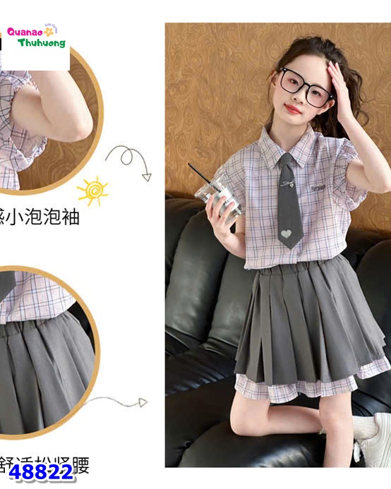 Set áo caro hồng, váy xếp ly