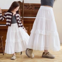 Chân váy trắng dài tầng viền ren