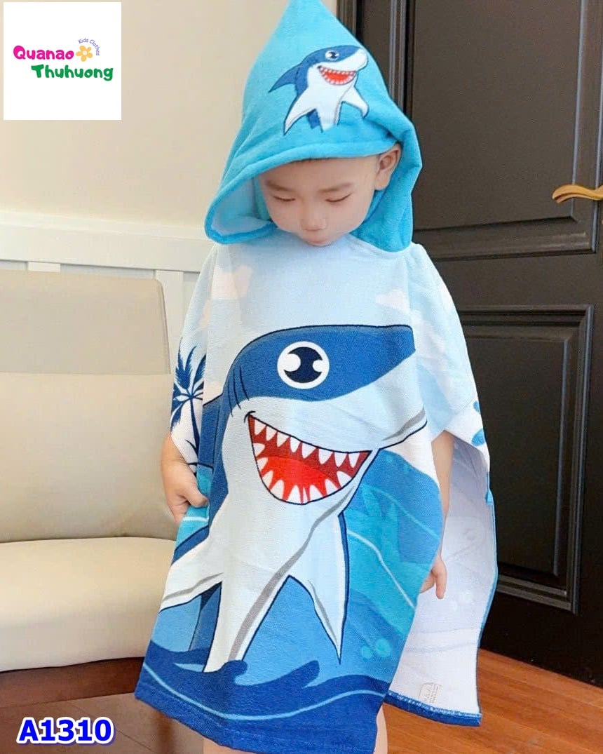 Khăn bơi cá mập