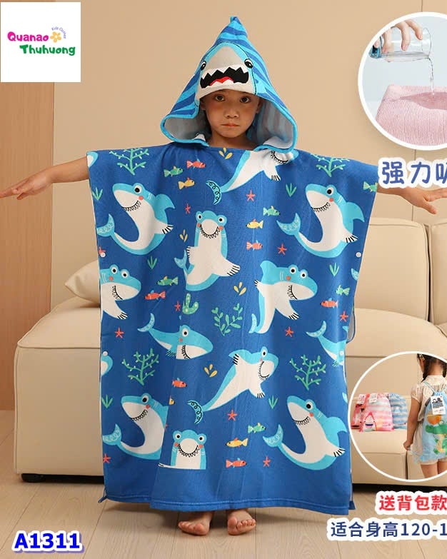 Khăn bơi nhiều cá mập