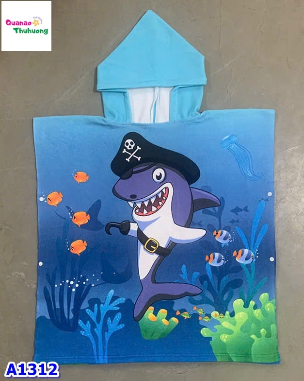 Khăn bơi xanh cá mập cướp biển