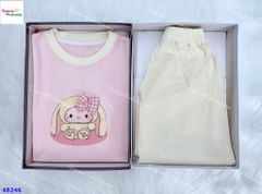 Bộ áo hồng Kitty thỏ