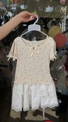 Set áo váy kem chấm bi nơ