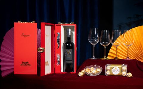 Bộ Quà Tặng Khởi Sắc Xuân