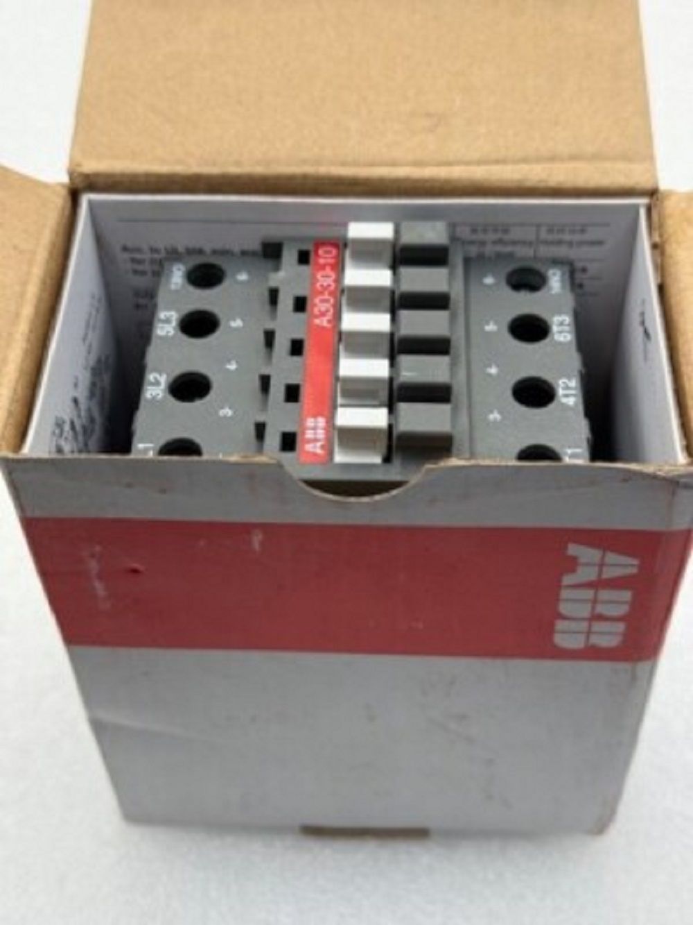  Công tắc tơ 3P 32A, 220-230V AC - A30-30-10 1SBL281001R8010 