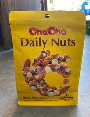 Hạt và trái cây khô tổng hợp CHACHA (5x23g)