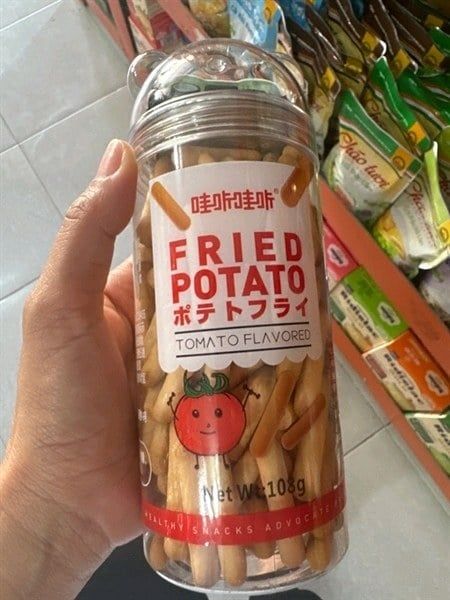 Bánh que FRIED POTATO vị cà chua (108g)