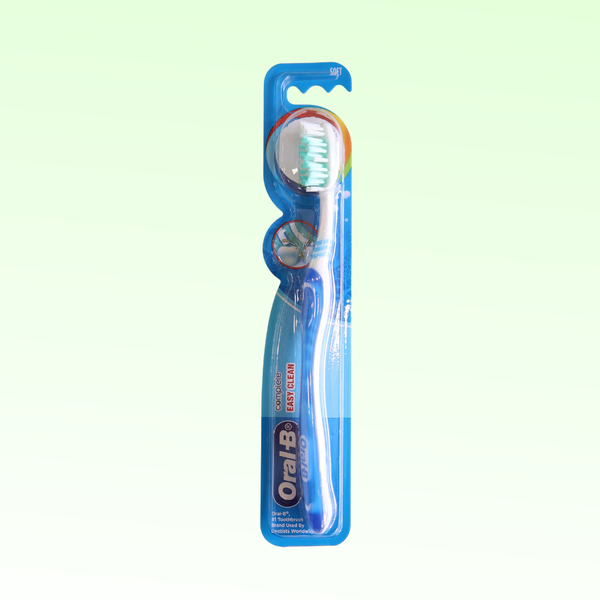 Bàn chải đánh răng Oral-B Easy Clean Complete