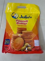 Bánh Quy Kẹp Nhân Bơ Đậu Phộng Julie's (360g)