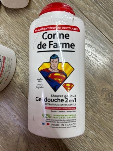 Corine De Farme shower gel 2 in 1 Super Man (300ml)