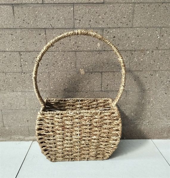 Giỏ Trái Cây Đan Cói Bầu