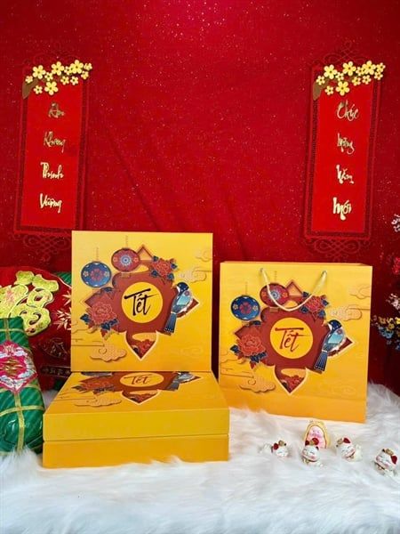 HỘP QUÀ XUÂN HELLOFRUITS 2025