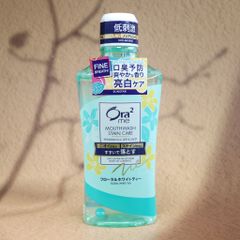 Nước Súc Miệng Không Cồn Ora2 me Breath & Stain Care Hương Hoa Trà Trắng (460ml)