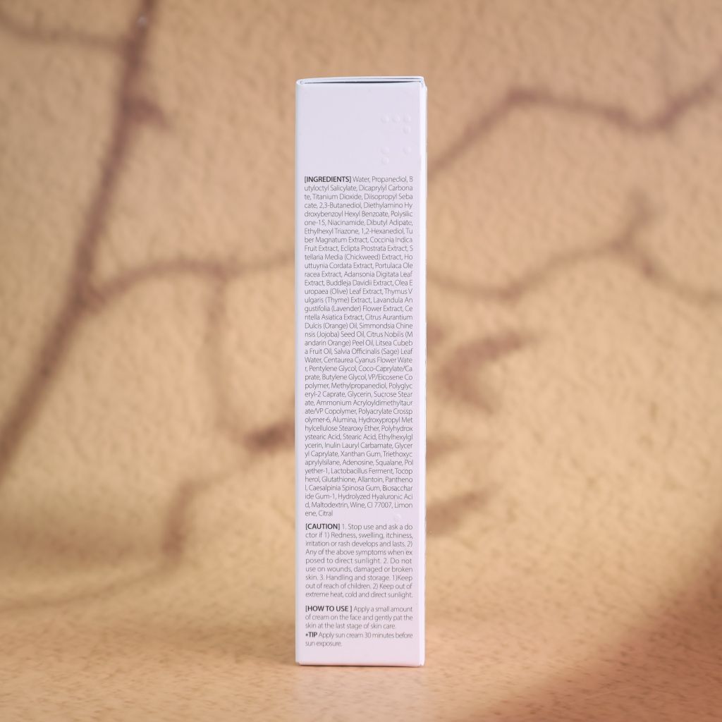 Kem Chống Nắng d’Alba UV Essence Waterfull+ Tone Up Color Correcting SPF50+ PA++++ (50ml)