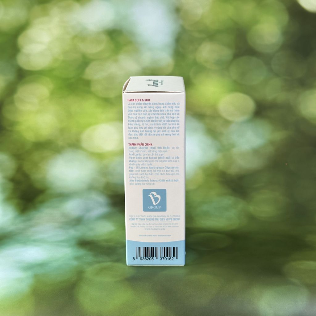 Dung Dịch Vệ Sinh Phụ Nữ Hanayuki Hana Soft Silk (150g)