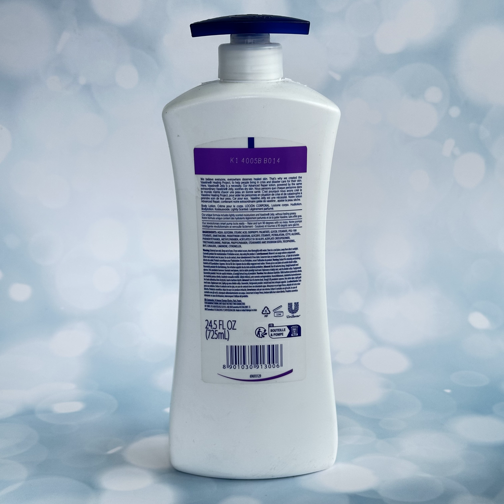 Sữa Dưỡng Thể Vaseline Advanced Repair (725ml)