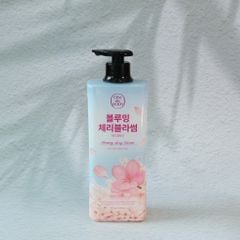 Sữa Tắm ON: The Body Blooming Cherry Blossom (875ml)