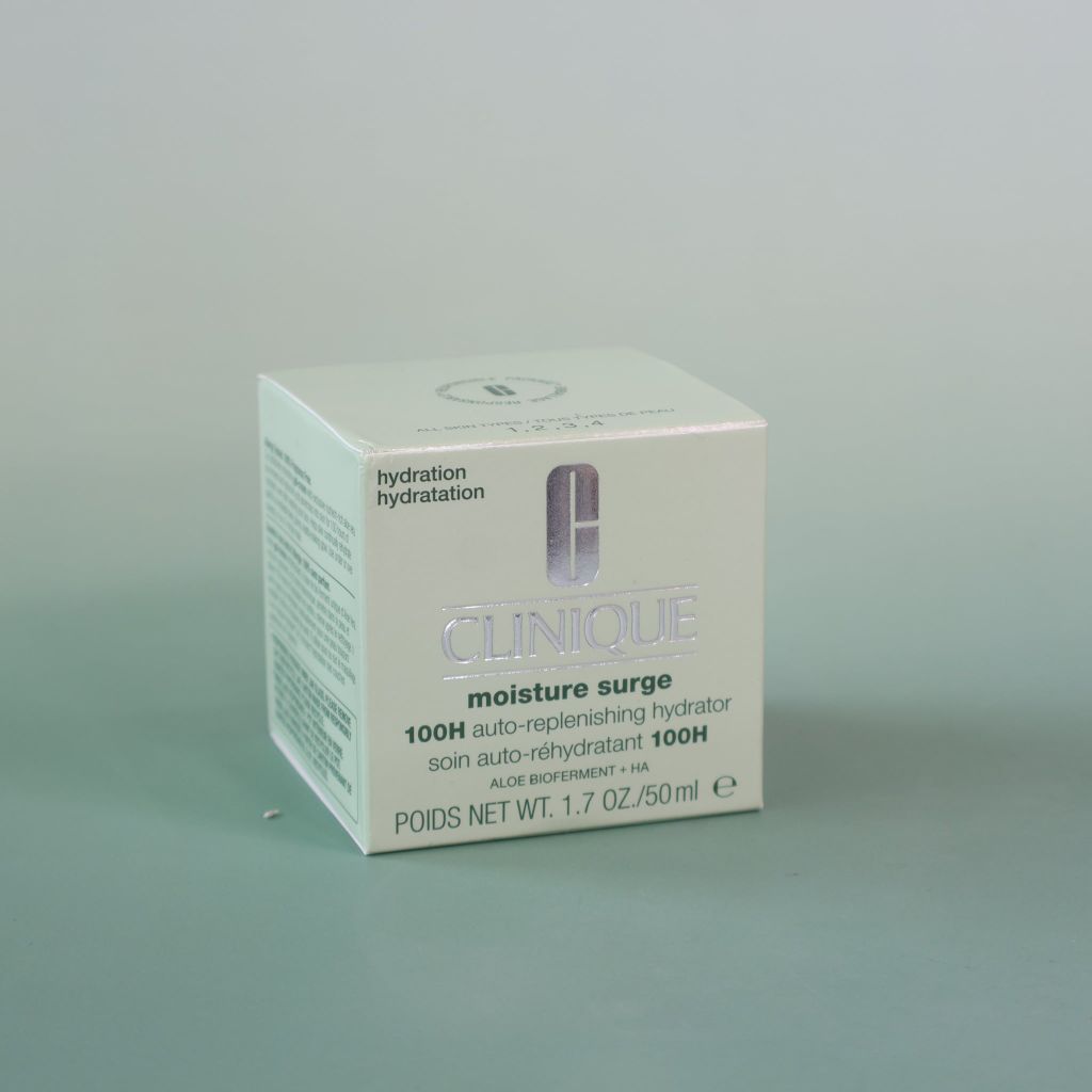 Kem Dưỡng Da Clinique Moisture Surge 100H Auto-Replenishing Hydrator (50ml)