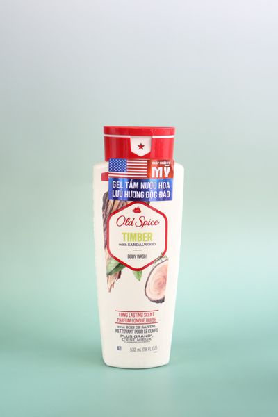 Sữa Tắm Nam Dạng Gel Old Spice Timber With Sandalwood (523ml)