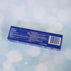 Kem Đánh Răng Crest 3D White (93g)