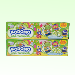 Kem đánh răng trẻ em Kodomo táo (45g)