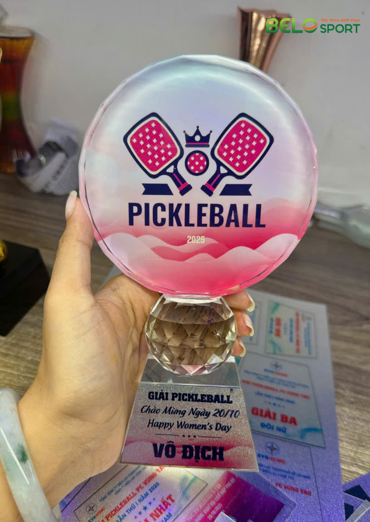 Kỷ Niệm Chương Pickleball, Thể Thao Cao Cấp Mã K05  – Tùy Biến Cho Mọi Môn Thi Đấu