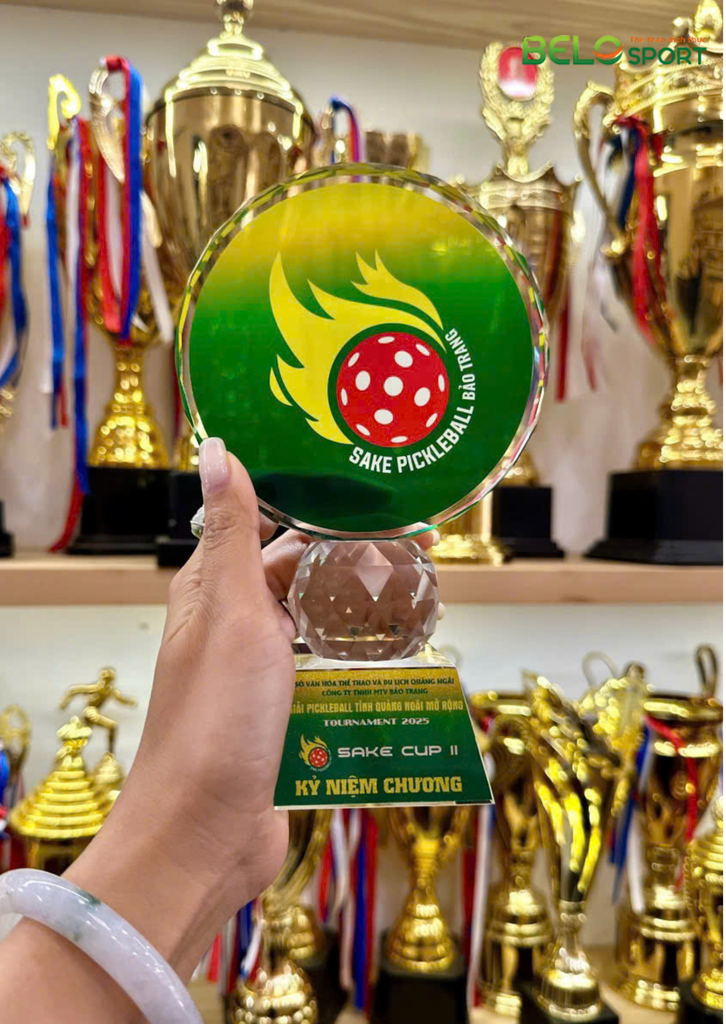 Kỷ Niệm Chương Pickleball, Thể Thao Cao Cấp Mã K05  – Tùy Biến Cho Mọi Môn Thi Đấu