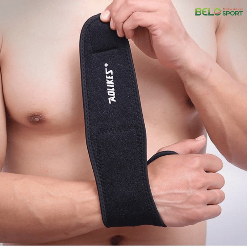 Băng Cổ Tay Xỏ Ngón Đá Tự Nóng Aolikes A1030