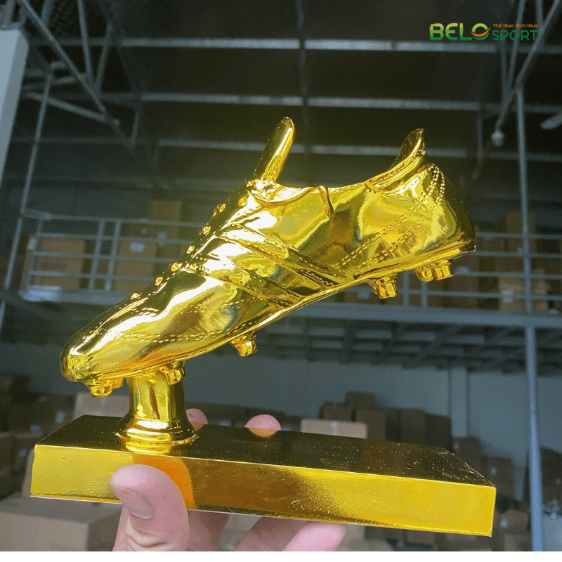 Cup Thể Thao ĐS Chiếc Giày Màu Vàng