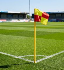 Cột Cờ Góc Sân Bóng Đá Chuẩn Thi Đấu – Nhựa Dẻo, Đế Nhựa Chắc Chắn