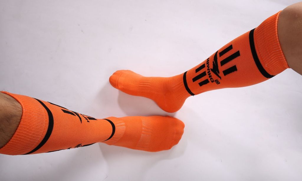 Tất Bóng Đá Dài Hiwing Màu Cam