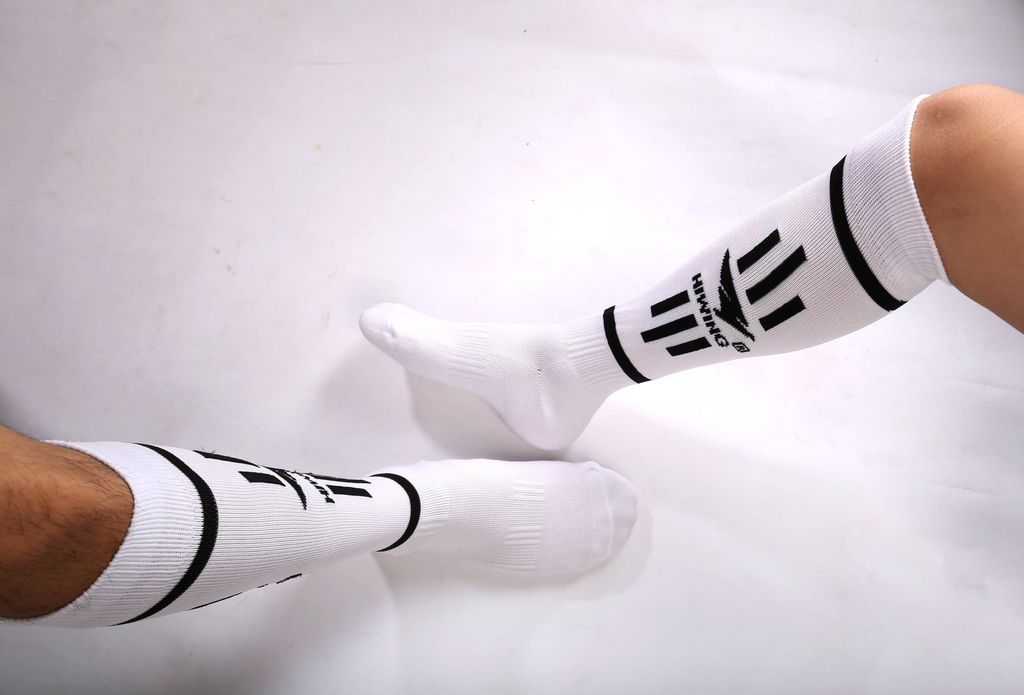 Tất Bóng Đá Dài Hiwing Màu Trắng