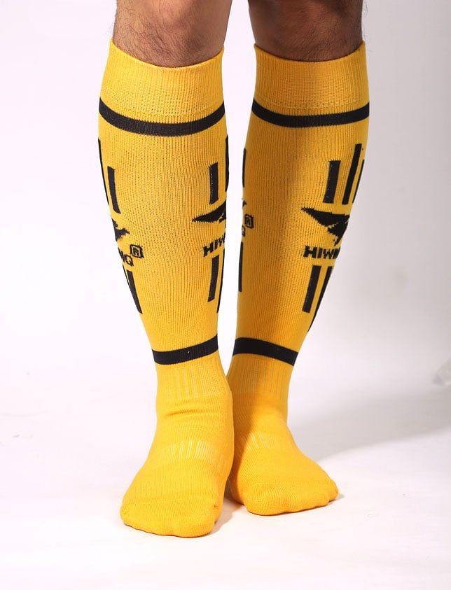 Tất Bóng Đá Dài Hiwing Màu Vàng