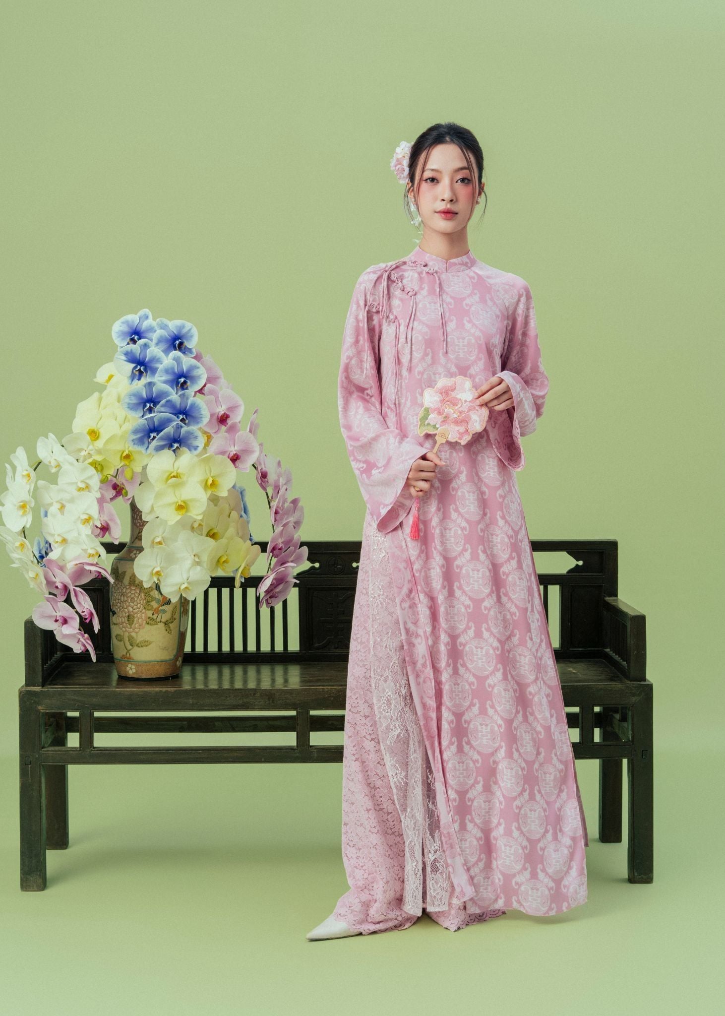  HỒNG NGỌC (PRE-ORDER) 