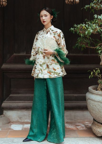  LỤC UYỂN (PRE-ORDER) 