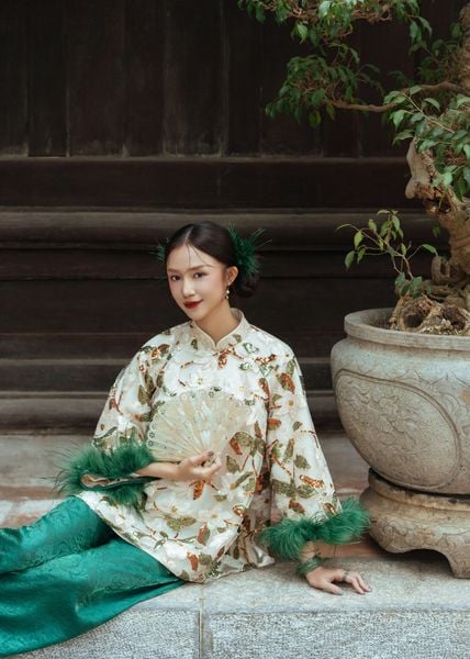  LỤC UYỂN (PRE-ORDER) 