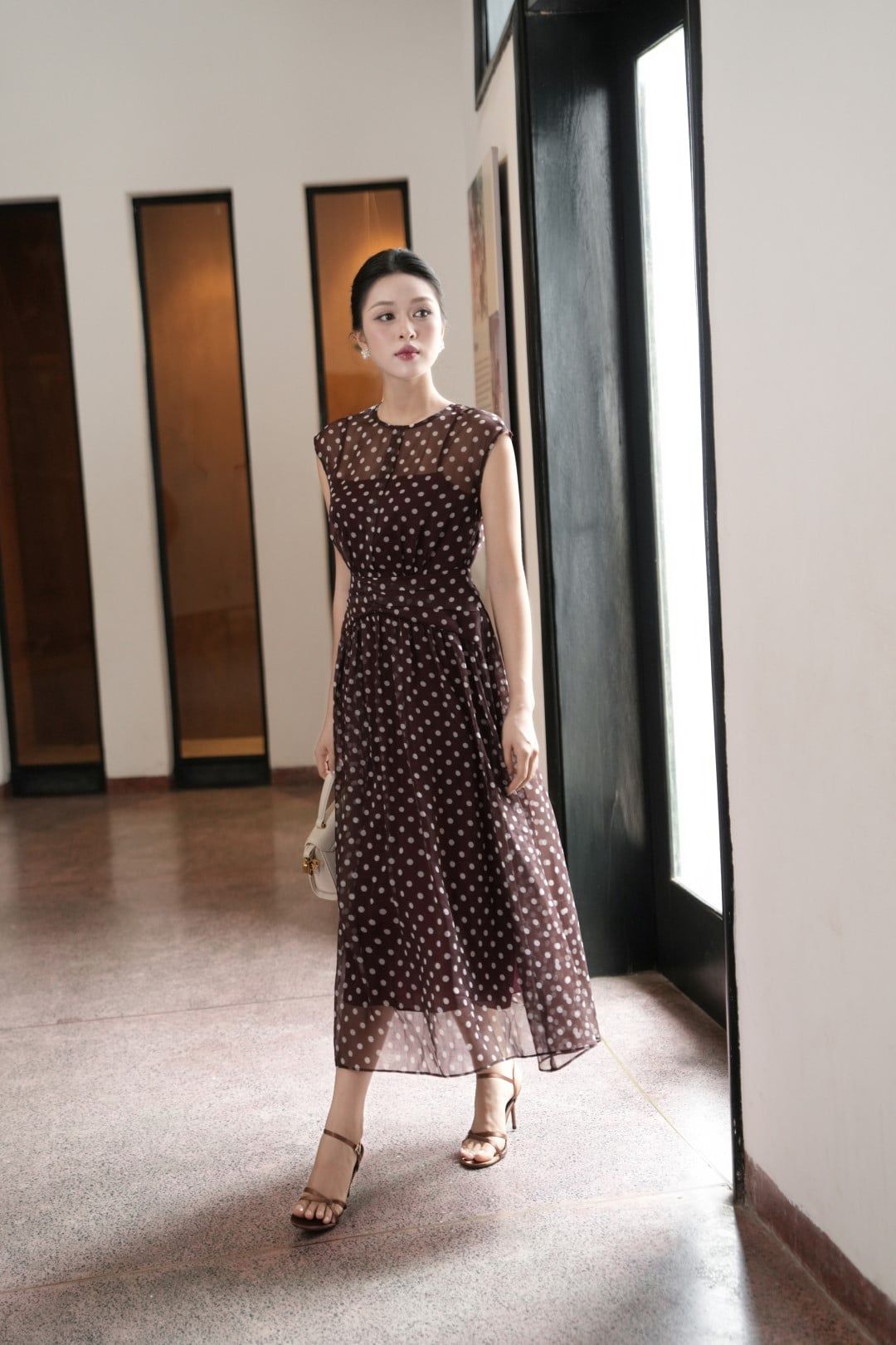  ĐẦM CHẤM BI ĐỎ NHÚN EO 
