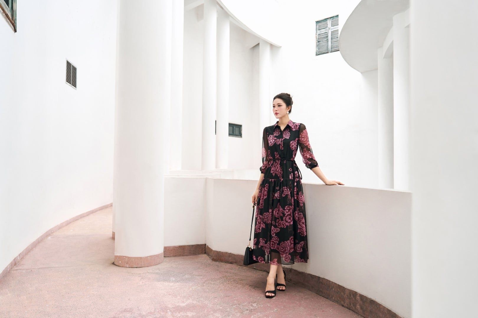  ĐẦM A DÁNG XUÔNG BUỘC DÂY EO 
