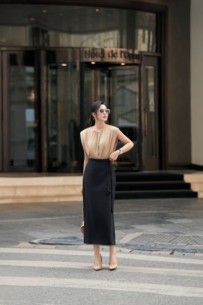  ÁO LỤA SÓNG SÁT NÁCH XẾP LY CỔ 