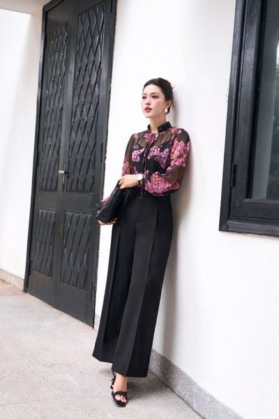  ÁO SƠ MI TƠ HOA CHÂN CỔ XẾP NHÚN 