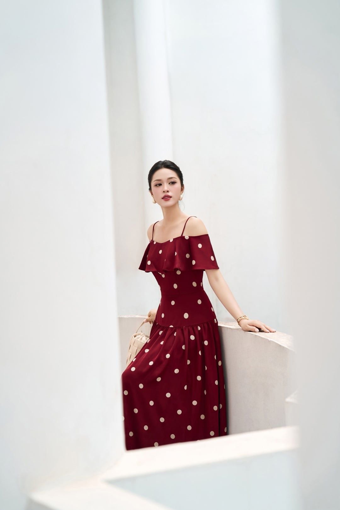  ĐẦM HAI DÂY ĐỎ CHẤM BI 
