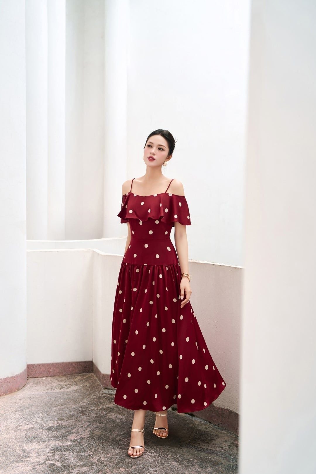  ĐẦM HAI DÂY ĐỎ CHẤM BI 