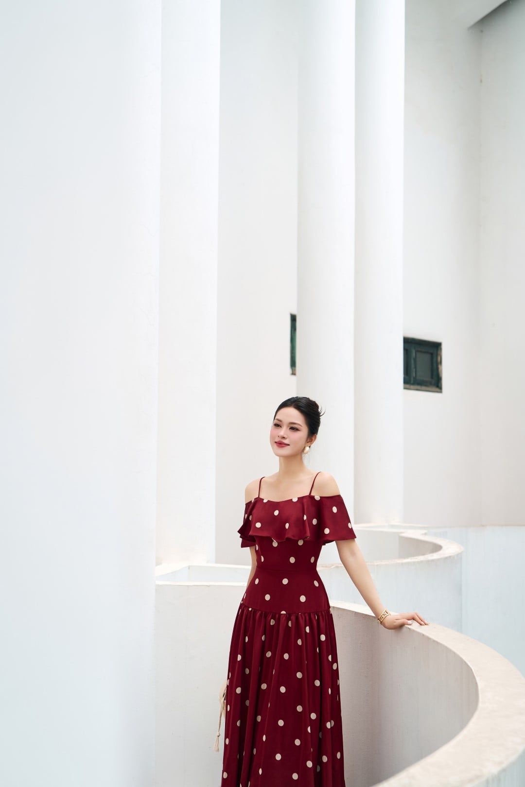  ĐẦM HAI DÂY ĐỎ CHẤM BI 