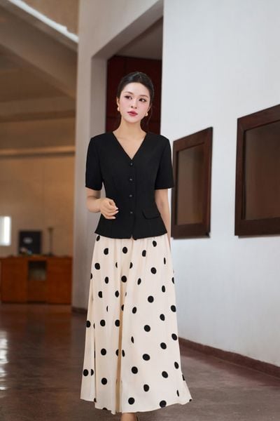  ÁO VEST CỔ V LÉ NẸP, CỔ 