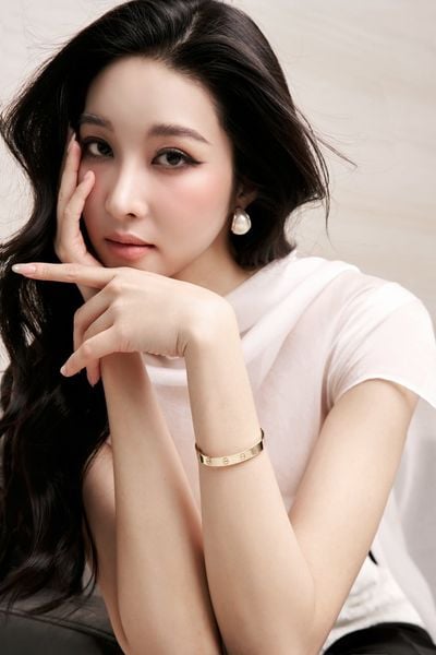 QUẦN TAFFTA ỐNG VẨY 