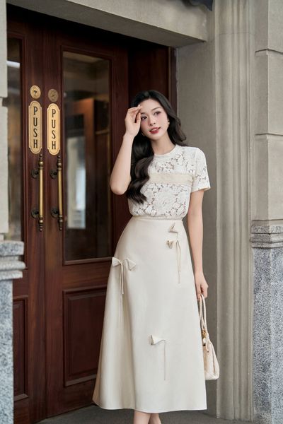  CHÂN VÁY A CẠP LIỀN ĐÍNH HOA 