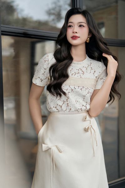  CHÂN VÁY A CẠP LIỀN ĐÍNH HOA 