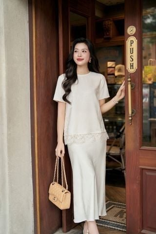  ÁO LỤA KEM HT GẤU PHỐI REN 