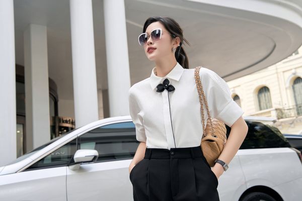  SM TRẮNG TAY PHỒNG ĐÍNH HOA CỔ 