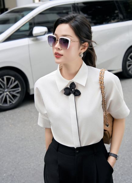 SM TRẮNG TAY PHỒNG ĐÍNH HOA CỔ 